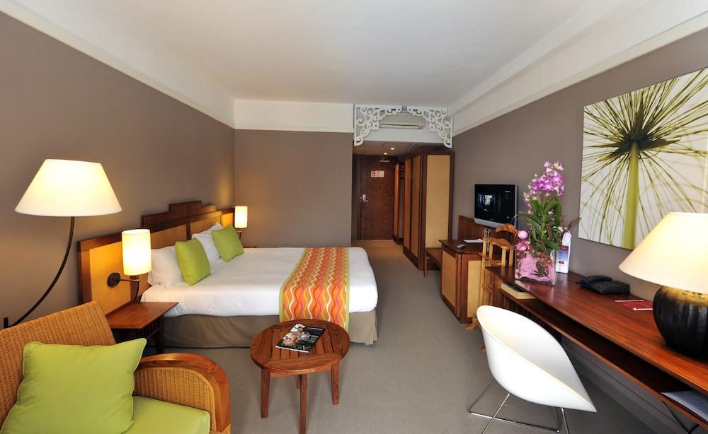 Hotel Exsel Creolia Saint-Denis Kültér fotó