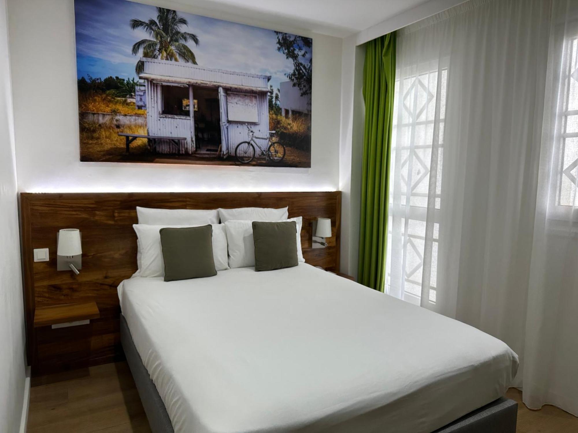 Hotel Exsel Creolia Saint-Denis Kültér fotó