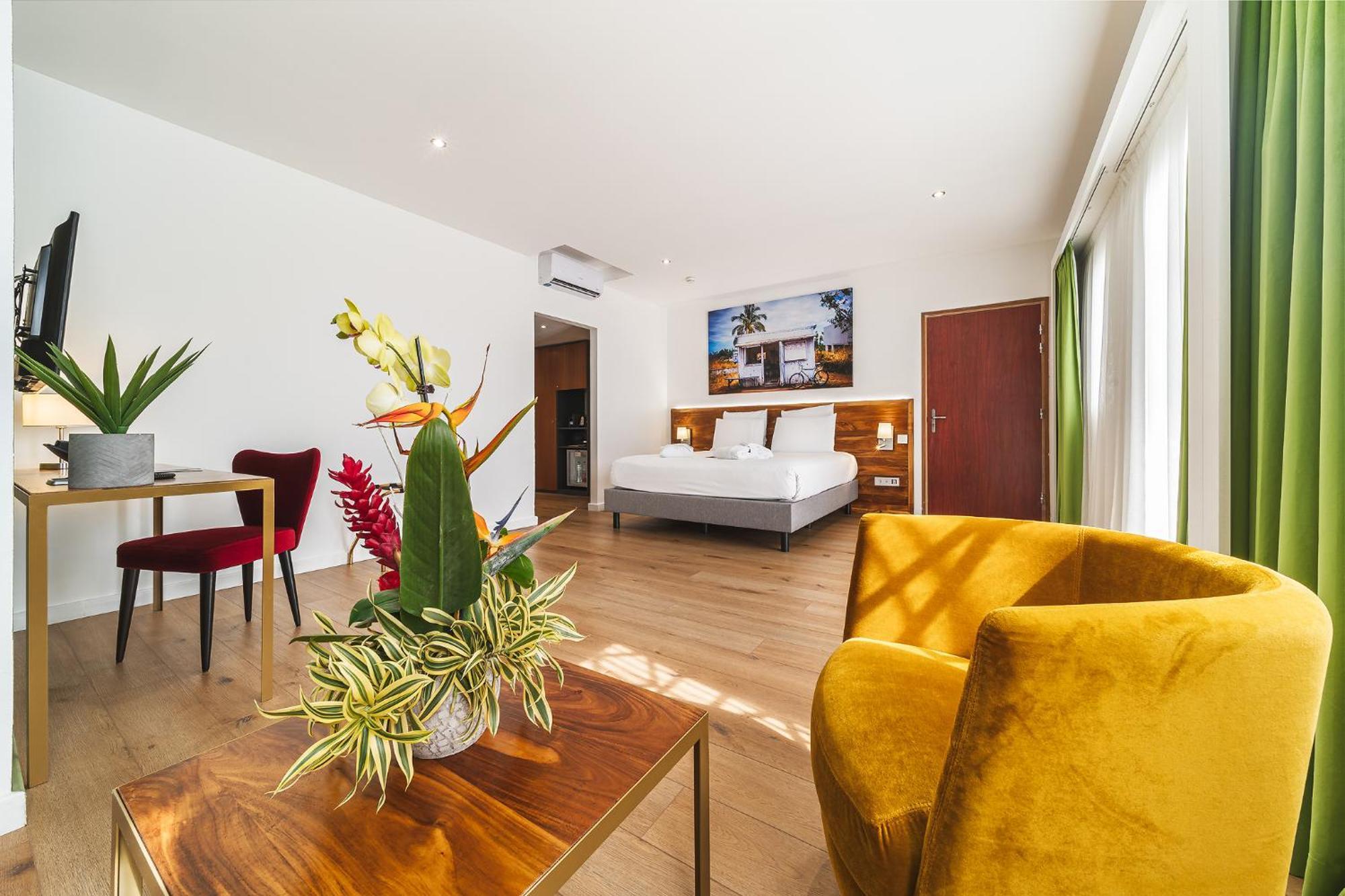 Hotel Exsel Creolia Saint-Denis Kültér fotó